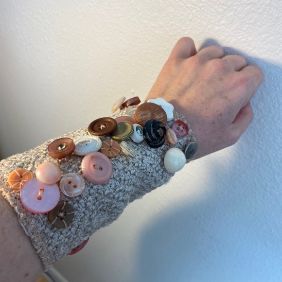 Handmade Phone Case \ Wristlet - Picture 5 of 12